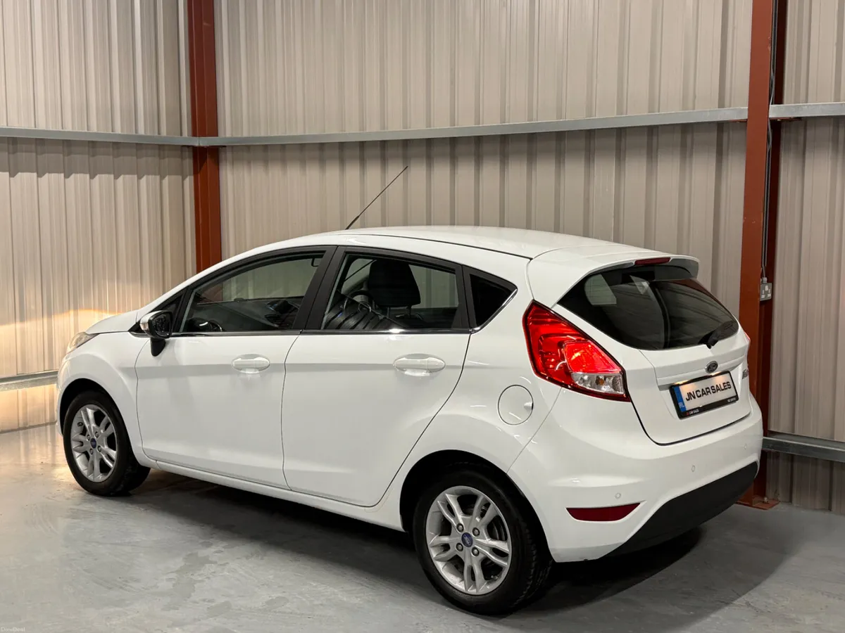 2015 Ford Fiesta 1.2 Petrol - Image 4