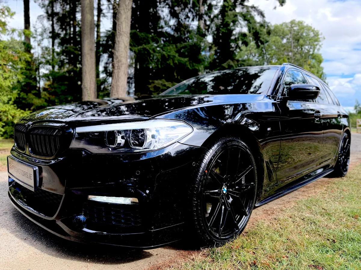 G31 520D MSPORT TOURING - Image 1