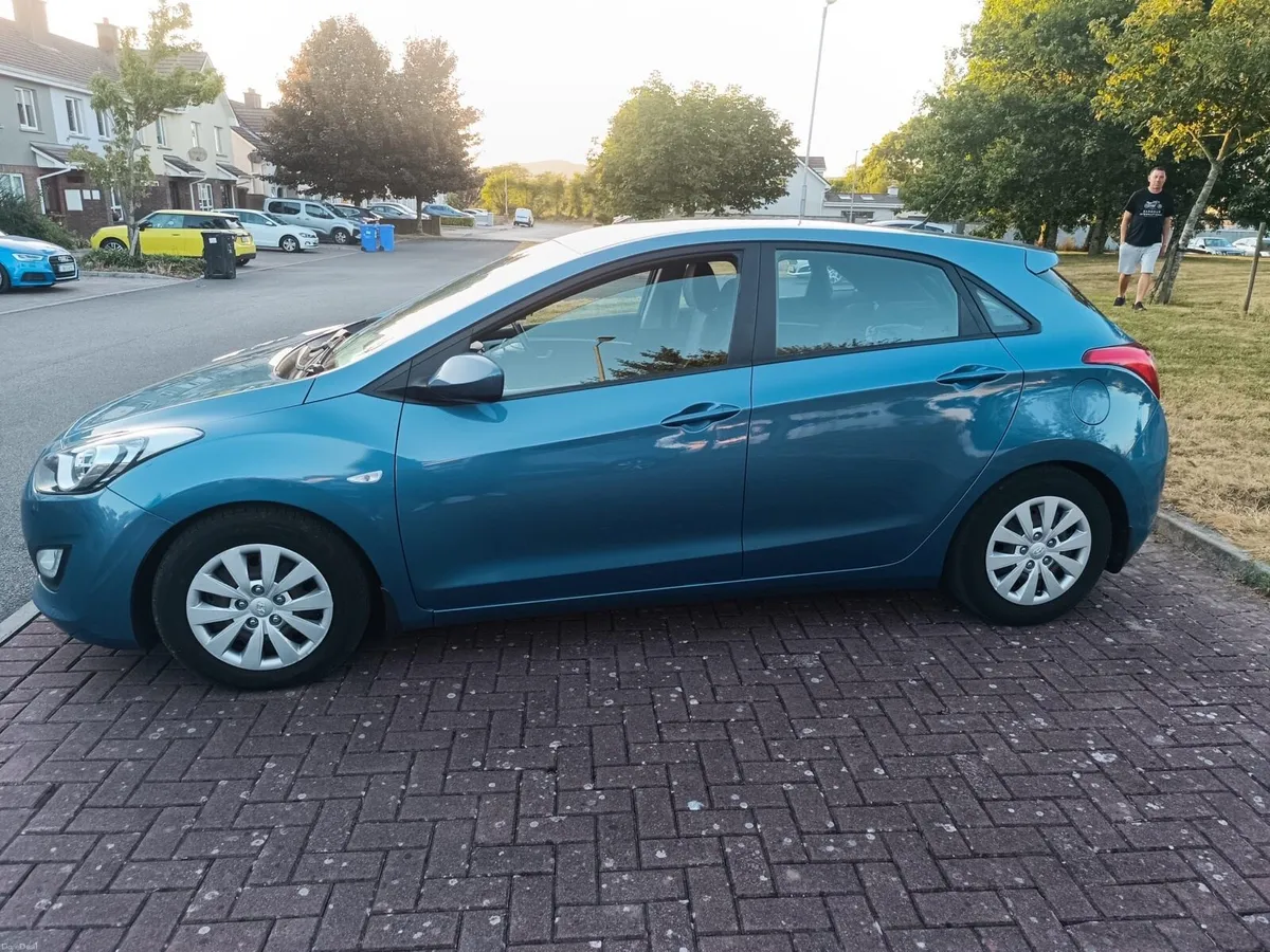 Hyundai i30 2016 - Image 2