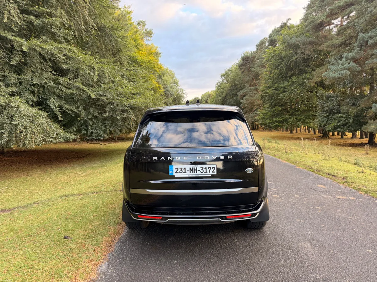Land Rover Range Rover 2023 - Image 6