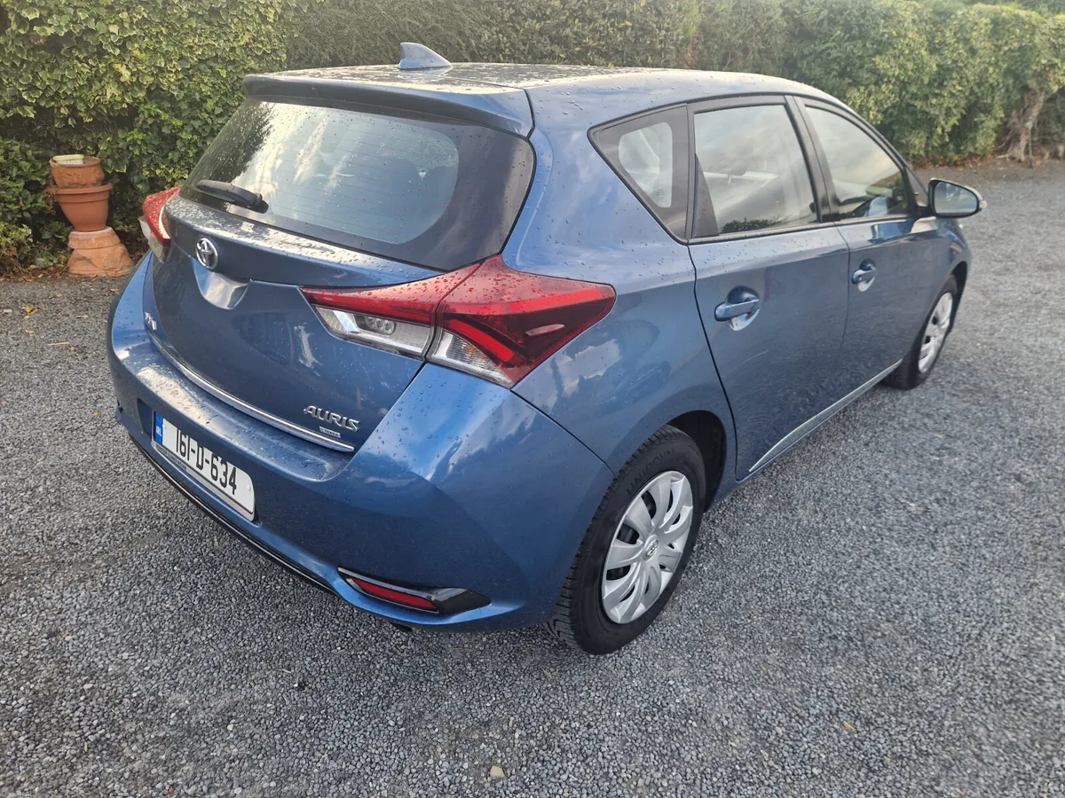 Toyota Auris Petrol Terra 2016 - Image 4