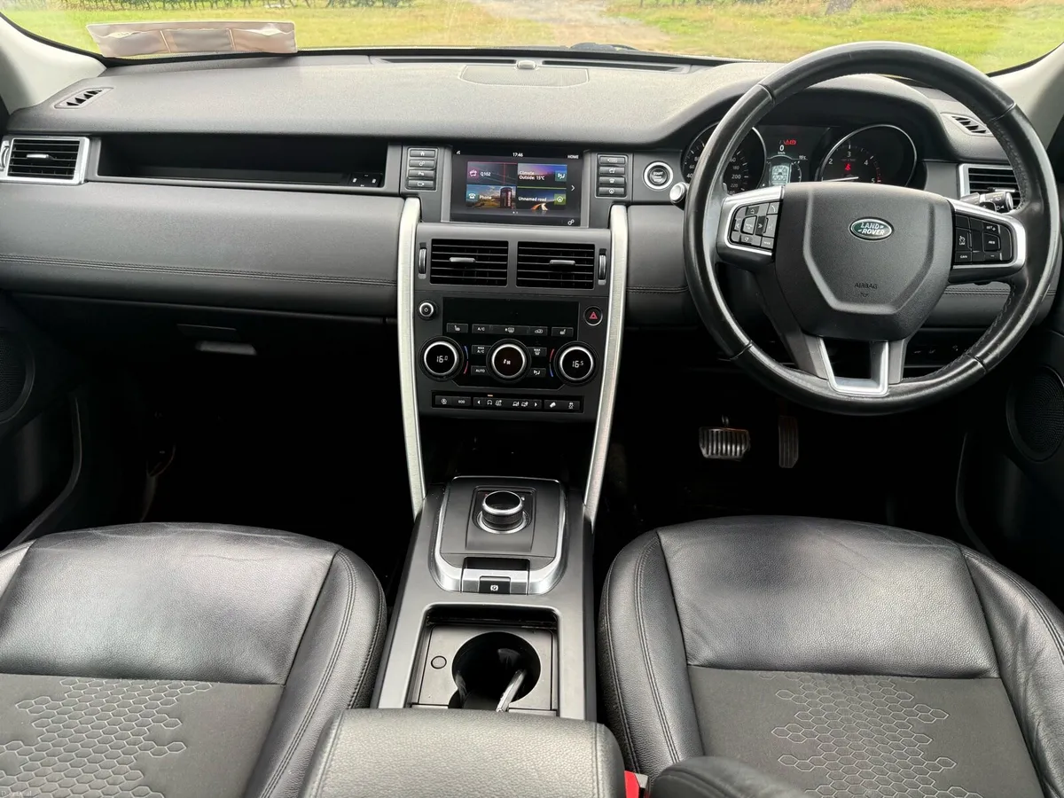 2019 Land  Rover Discovery sport - Image 4