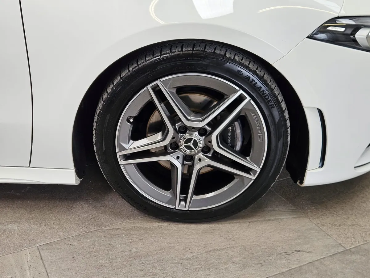 19 MERCEDES BENZ A-CLASS AMG LINE SALOON - Image 6