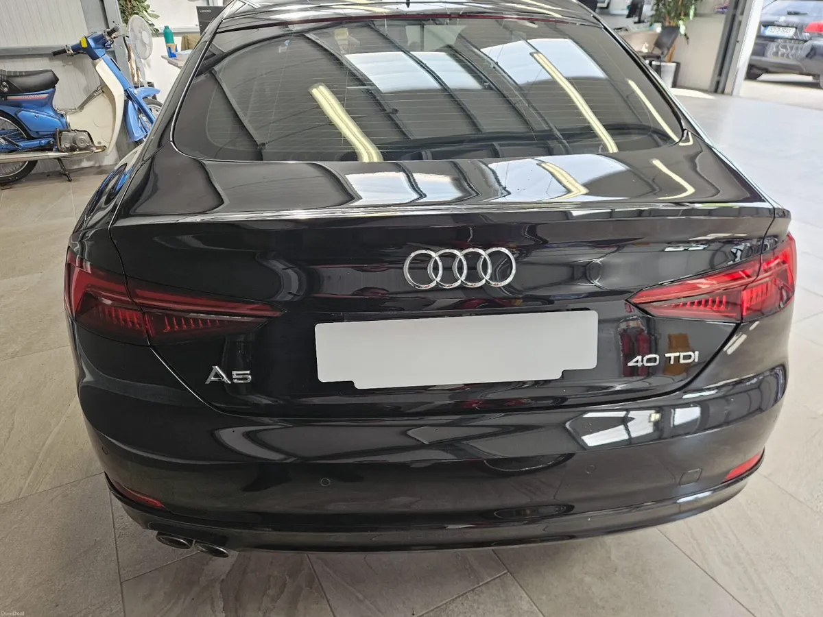 19 AUDI A5 SPORT 190 BHP AUTOMATIC - Image 4