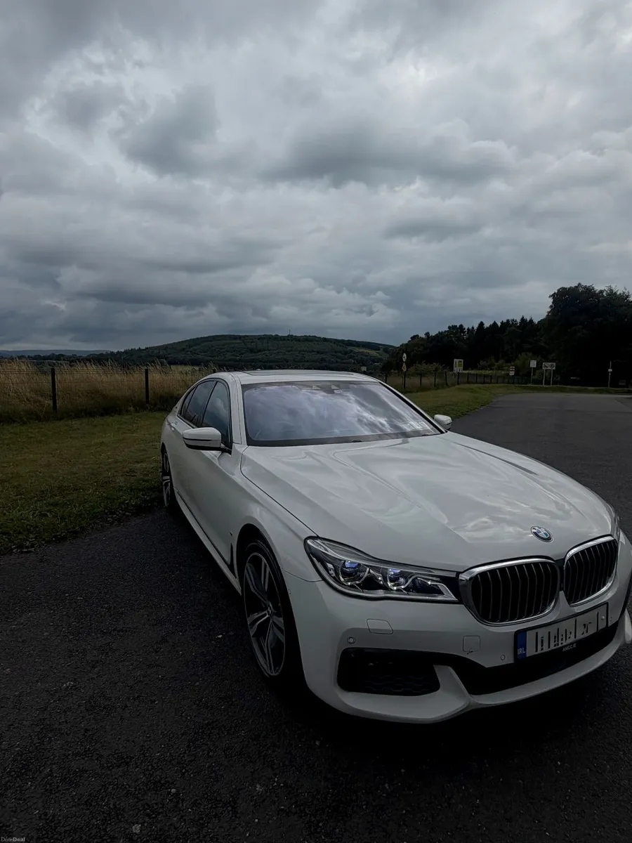 BMW 7-Series 2017 - Image 4