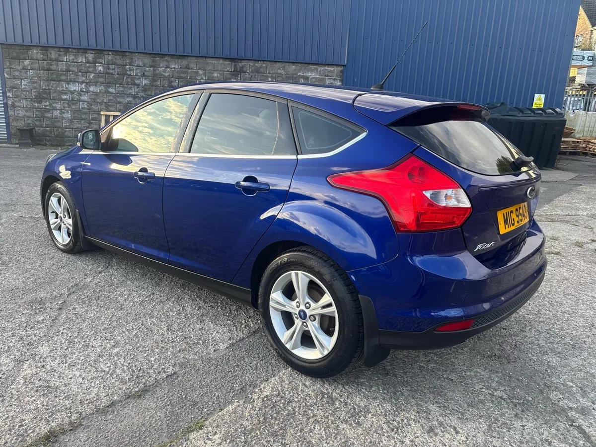Ford Focus 1.0 Zetec - Image 5