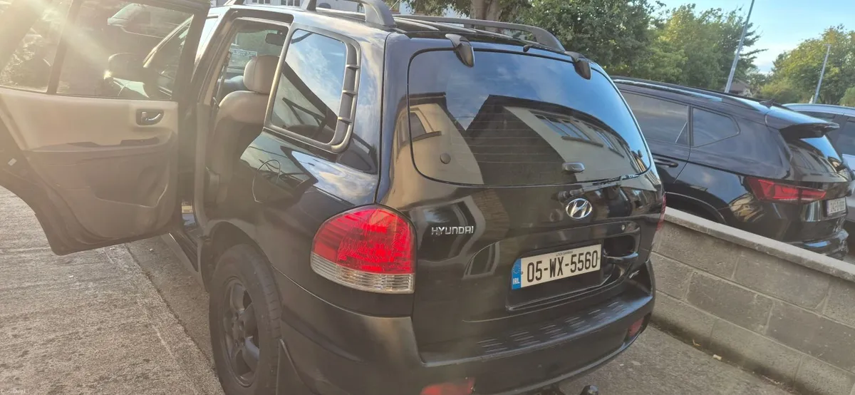 Hyundai Santa Fe 2005 - Image 4