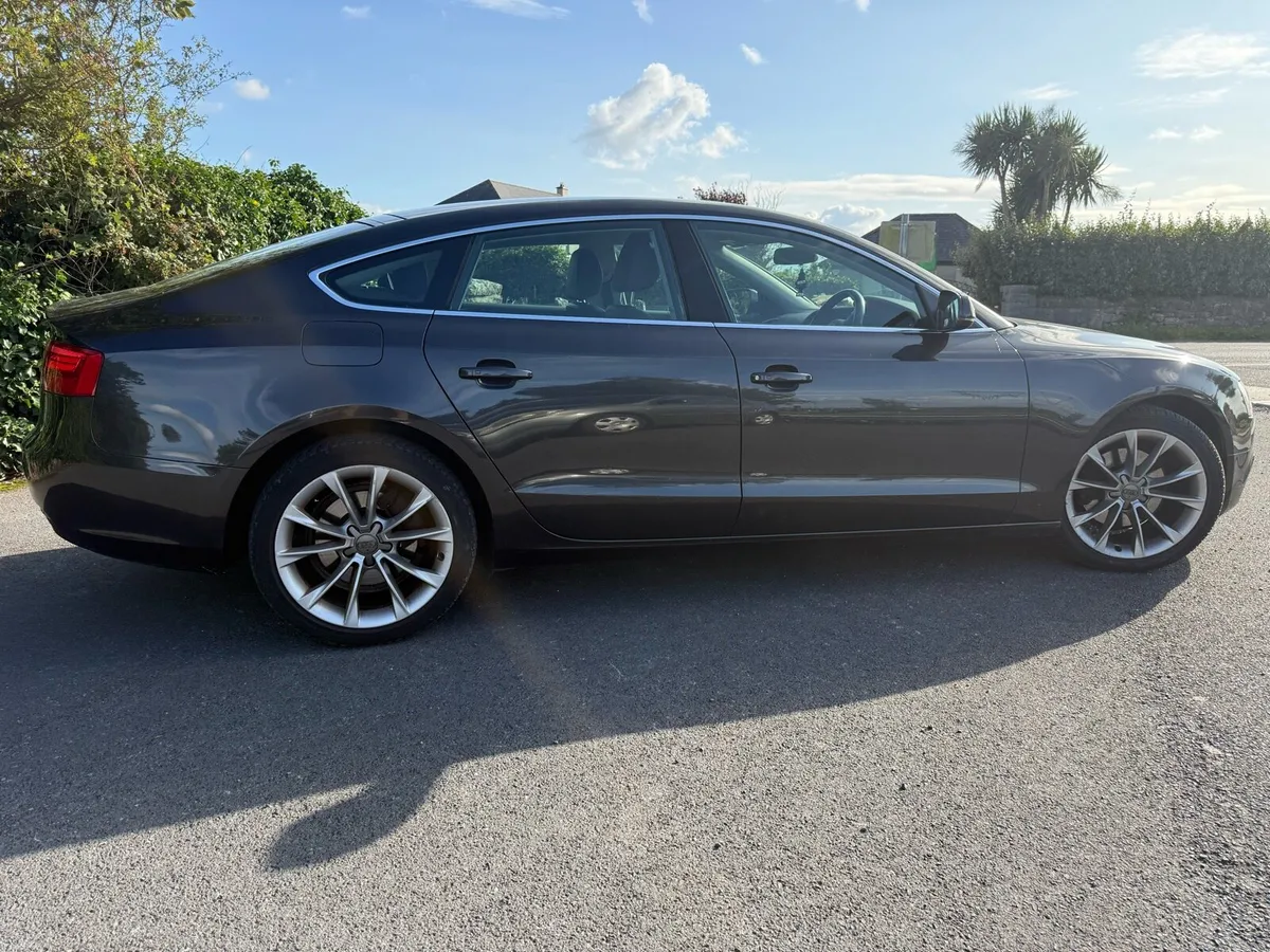Low Mileage full leather 2012 Audi A5 Sportback - Image 2