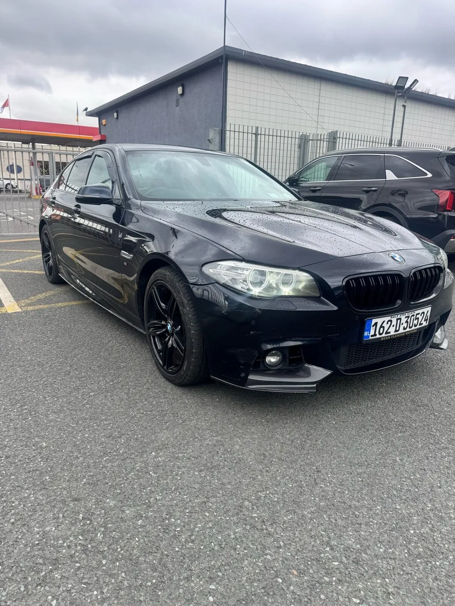 BMW 520d - Image 1