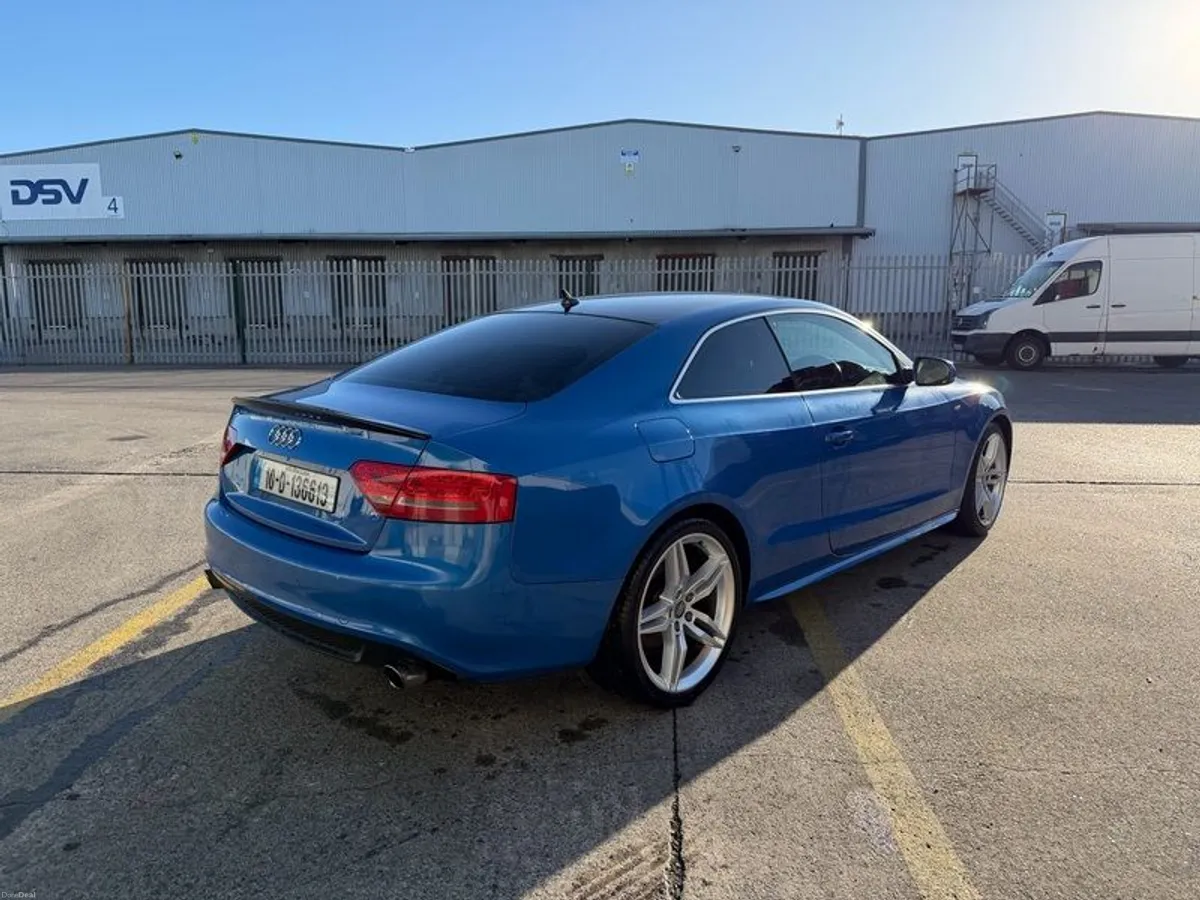 2010 Audi A5 - Image 5