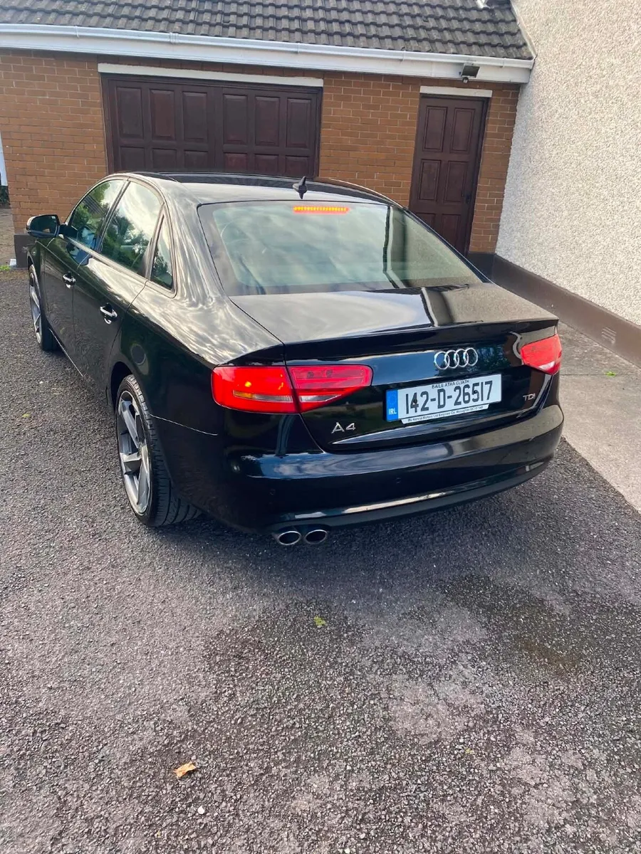 Audi A4 2014 - Image 4