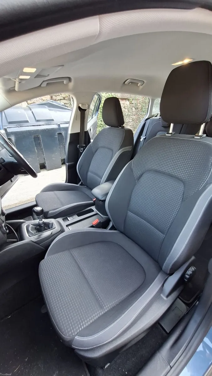 Ford Focus Zetec 2019 - Image 4