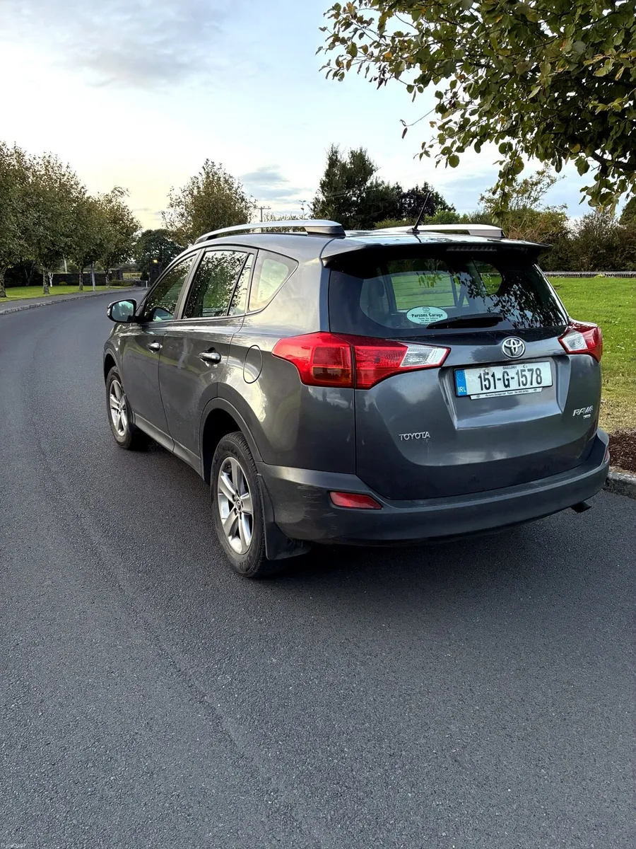 Toyota RAV4 2015 - Image 5