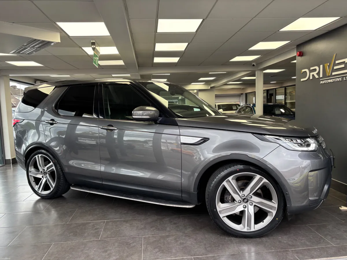 Land Rover Discovery 3.0 HSE 2 Seat Business - Image 5