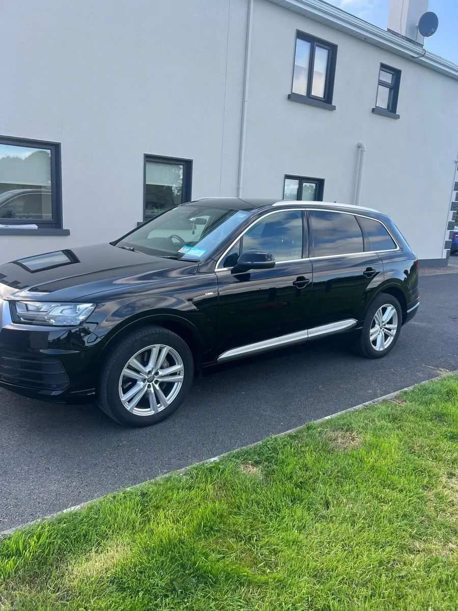 Audi Q7 - Image 4