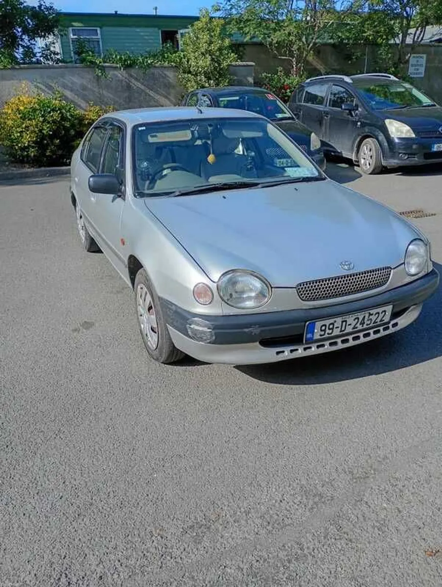 1999 Toyota Corolla - Image 1