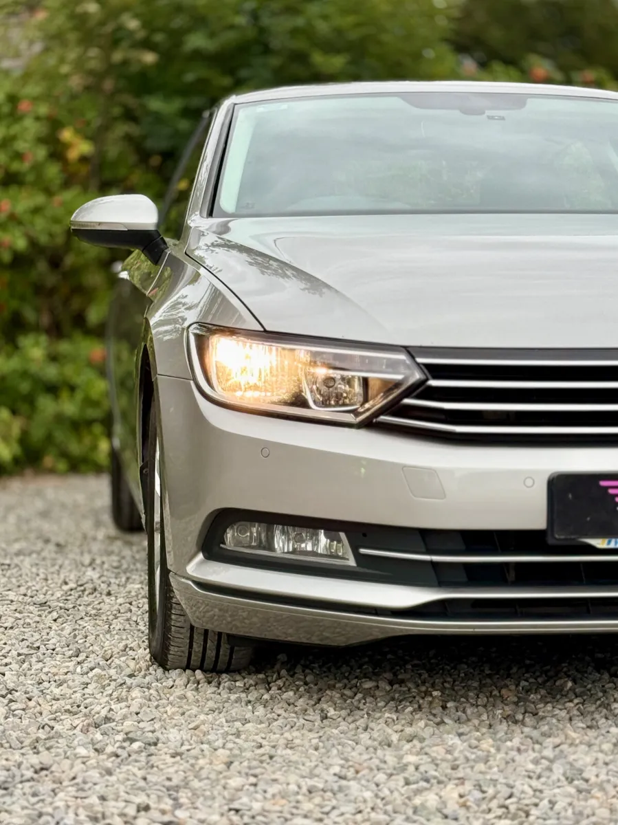 2015 Volkswagen Passat 1.6 TDI 120HP DSG Automatic - Image 5