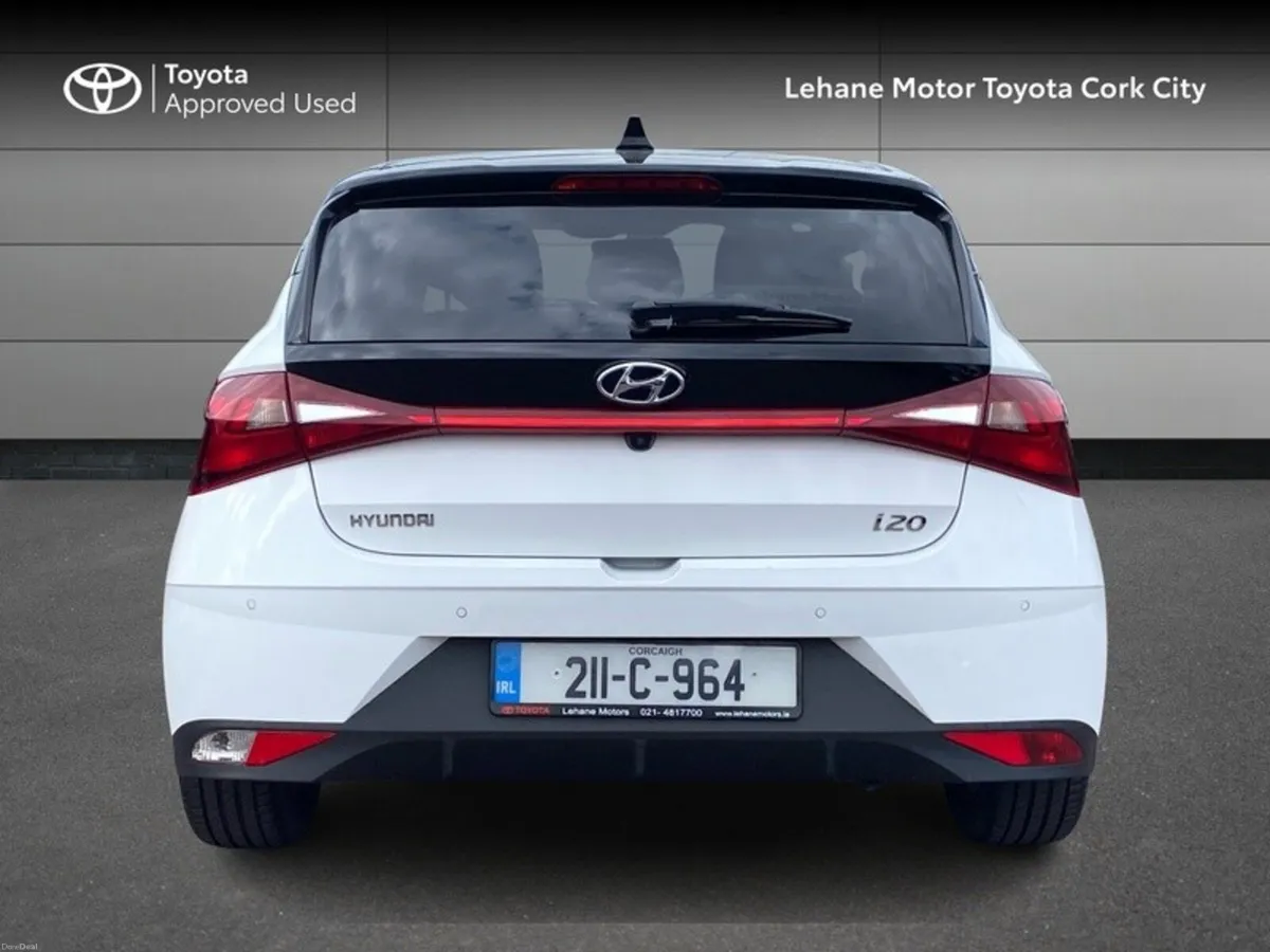 Hyundai i20 DELUXE PLUS 2TONE 5DR - Image 4