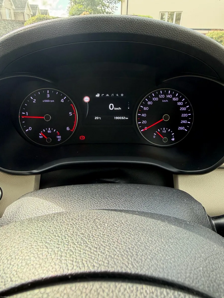 Kia Optima - Image 5