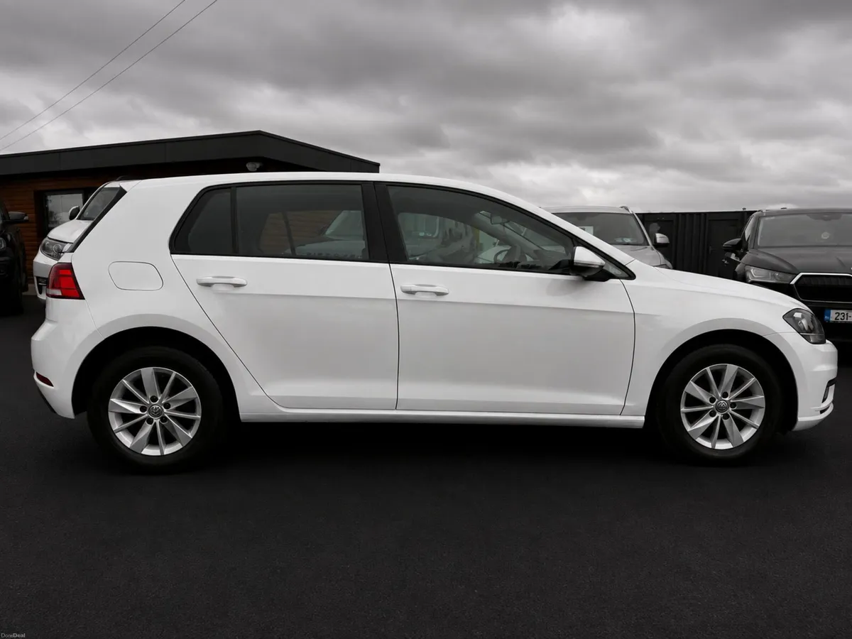 Volkswagen Golf 2018 new nct very clean - Image 6