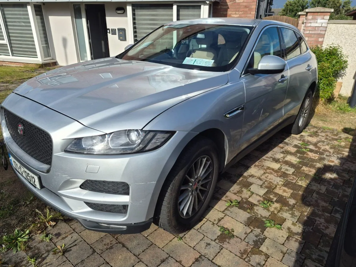 Jaguar F-Pace 2017 - Image 3