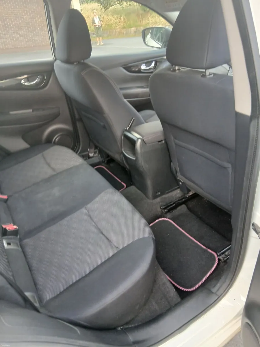 Nissan Qashqai 2015 - Image 2