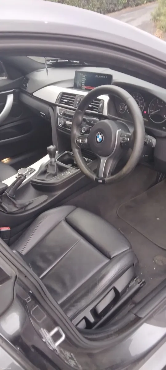 BMW 4-Series 2015 - Image 6