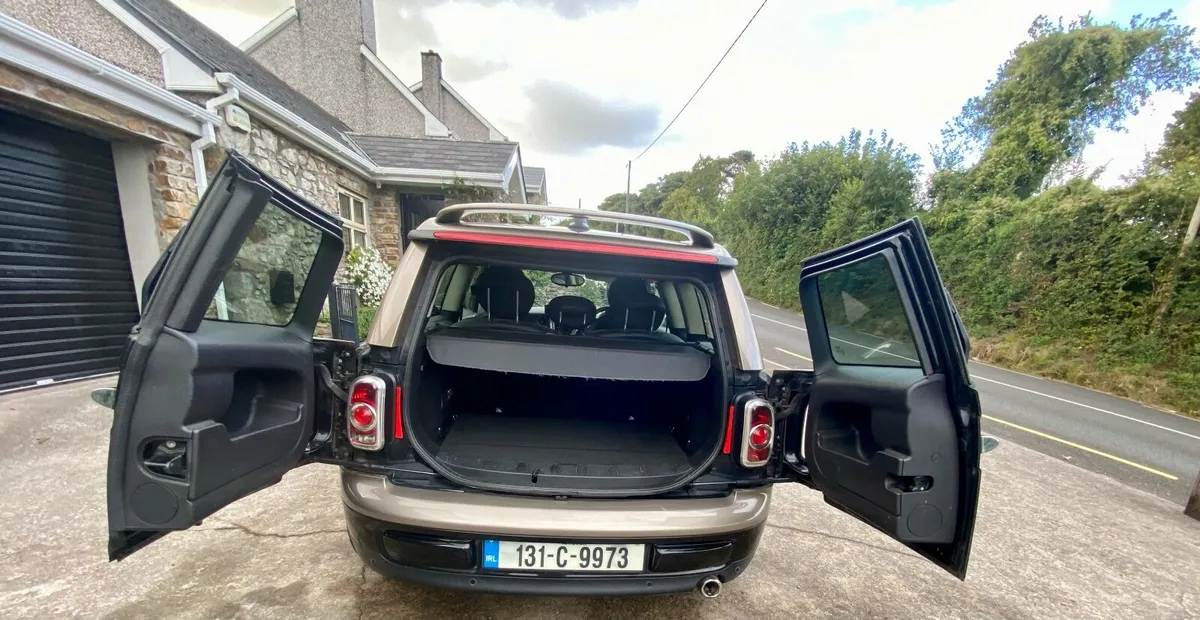 Mini Cooper  Clubman  Bond Street Special Edition. - Image 4