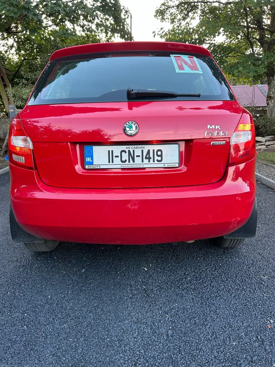 Skoda Fabia 1.2 petrol 2011 - Image 5