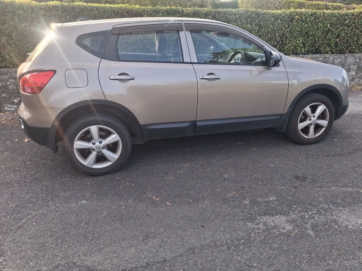 08 Nissan  Qashqai 1.6 petrol,nct jan 27,tax 09/26 - Image 2