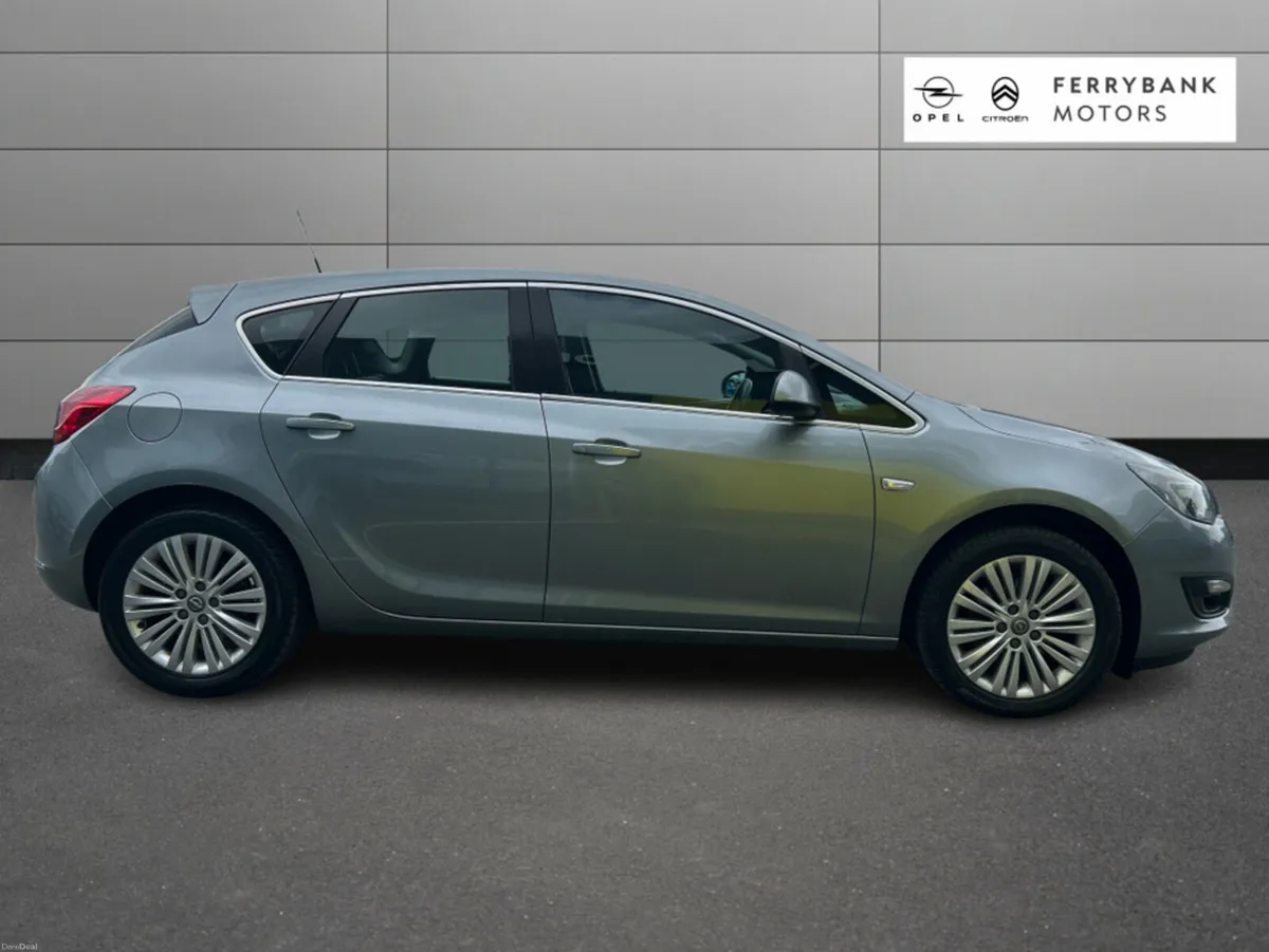 Opel Astra EXCITE 1.6 CDTI 110PS ECO 5DR - Image 4