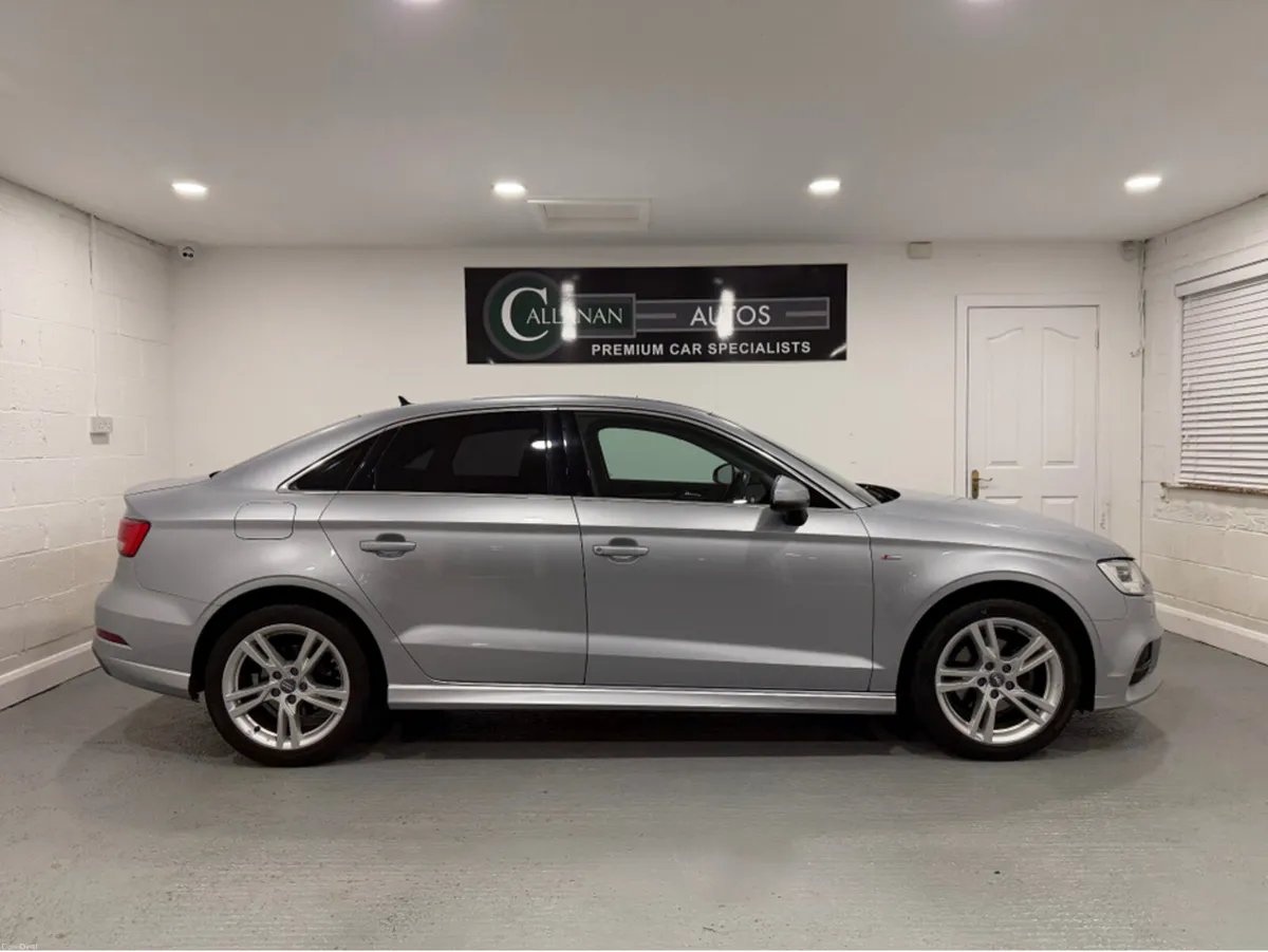 Audi A3 30 TFSI 116HP S LINE EXTERIOR***LOW MILES* - Image 4