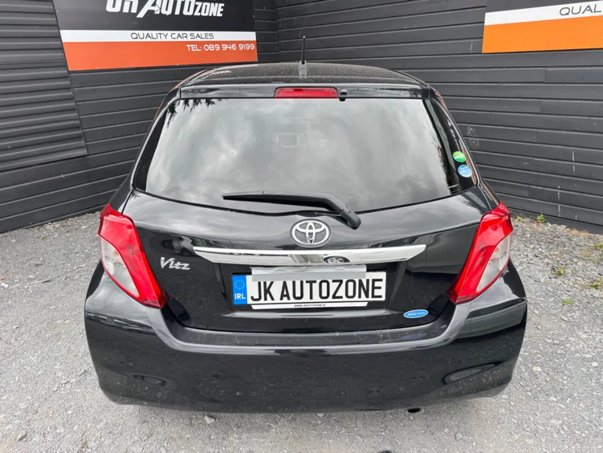 Toyota Yaris 1.0 VITZ AUTO 5DR - Image 5