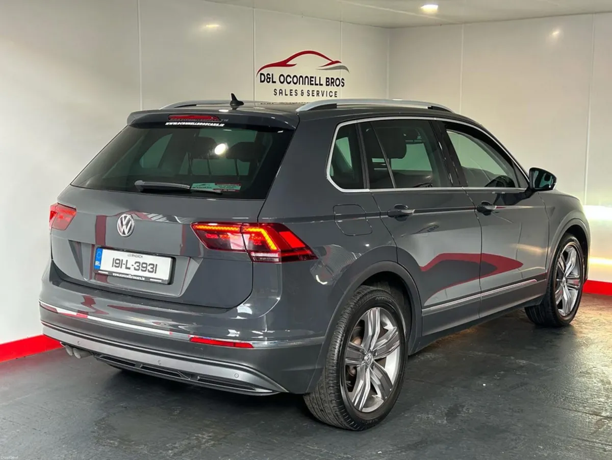 Volkswagen Tiguan 2.0 TDI SEL 150PS 5DR A AUTO - Image 6