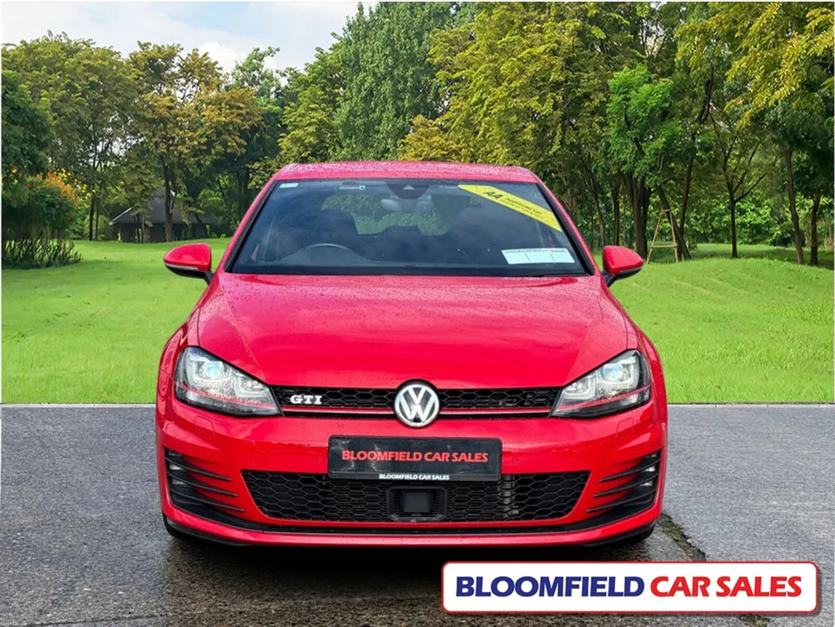 Volkswagen Golf 2.0 GTI , MANUAL // LOW MILEAGE - Image 2