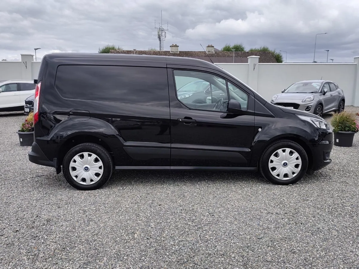 Ford Transit Connect HP TREND - 1.5 - Image 2