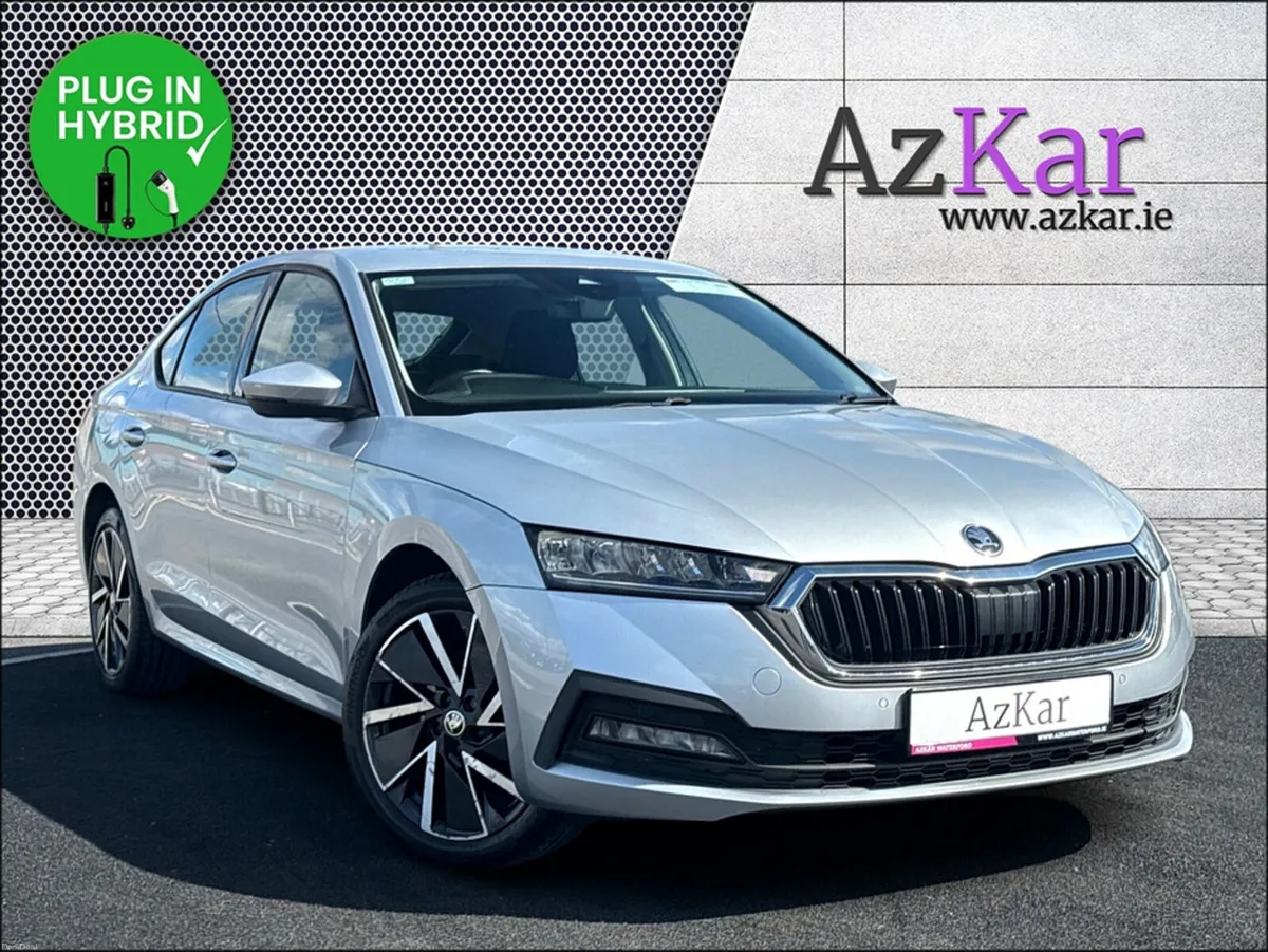 Skoda Octavia 2021 SE TECH 1.4 PETROL PLUG IN HYBR - Image 1