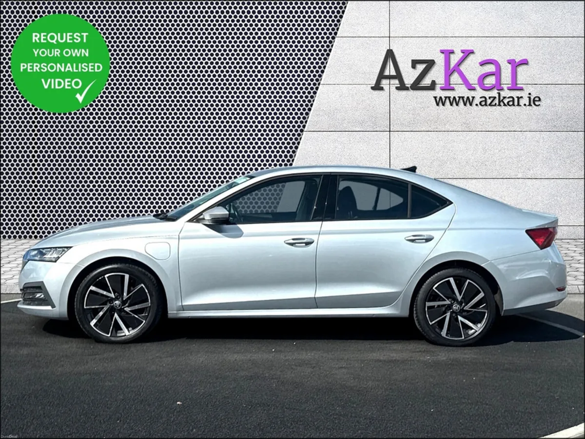 Skoda Octavia 2021 SE TECH 1.4 PETROL PLUG IN HYBR - Image 5