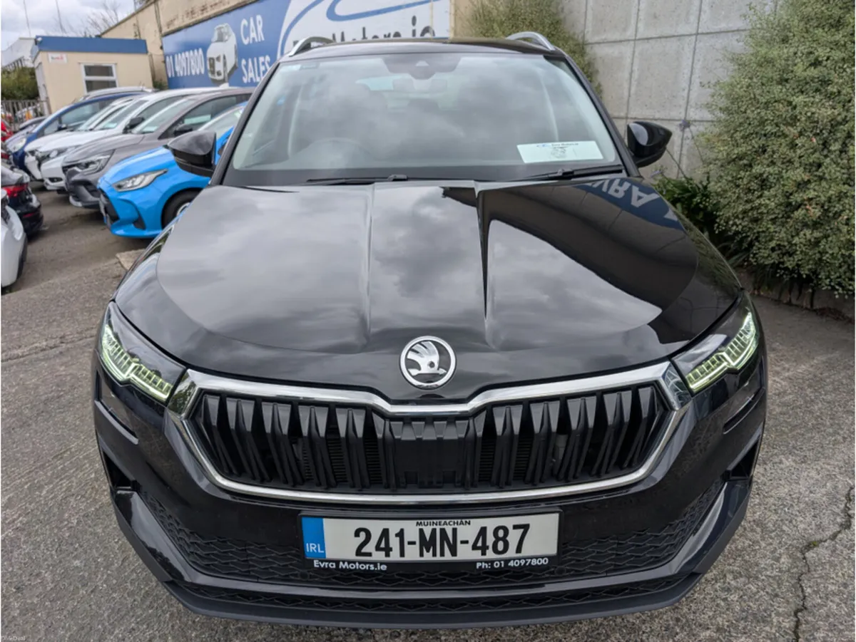 Skoda Karoq STY MANUAL 2.0 DIESEL//REVERSE CAMERA/ - Image 2