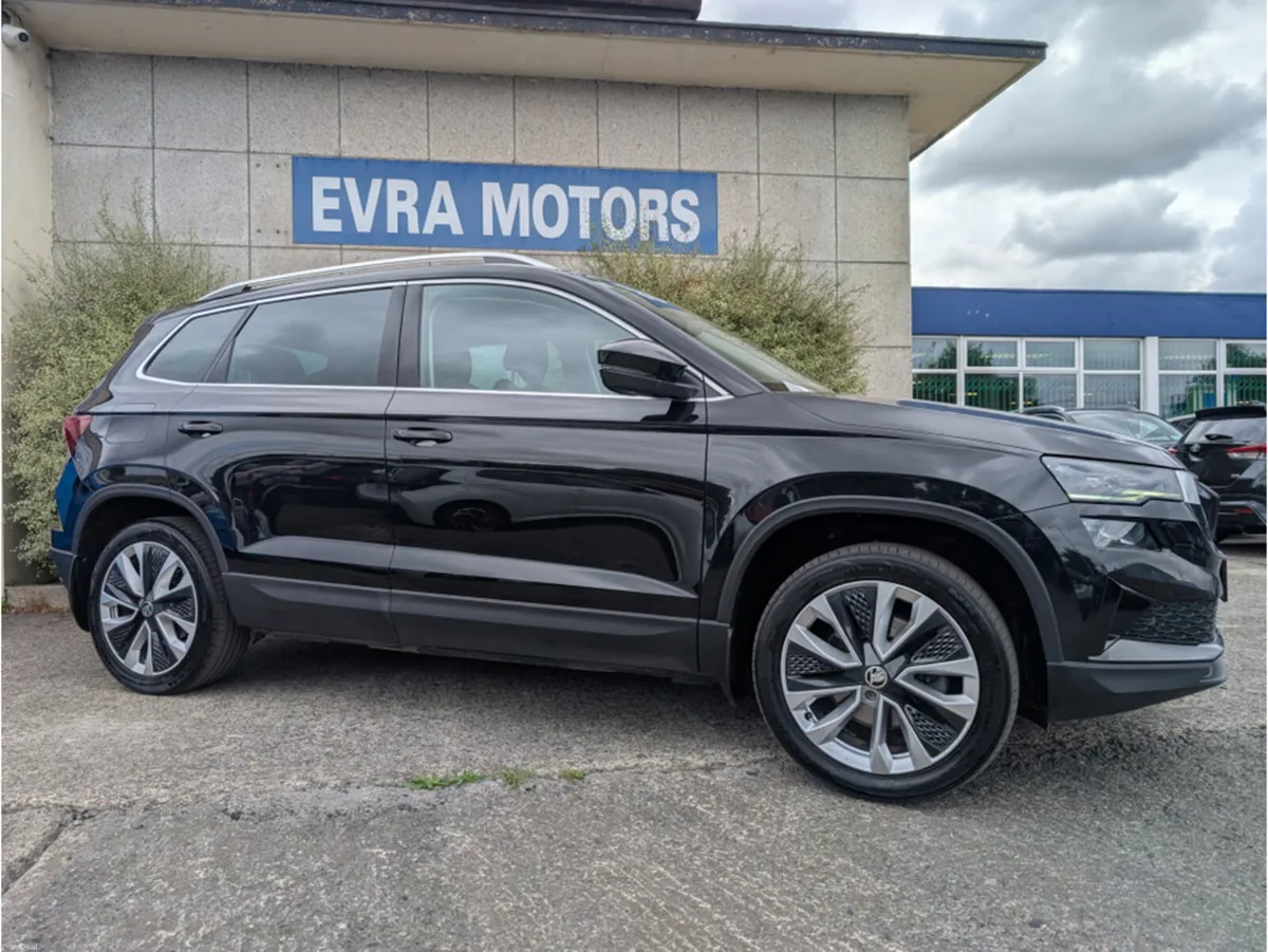 Skoda Karoq STY MANUAL 2.0 DIESEL//REVERSE CAMERA/ - Image 3