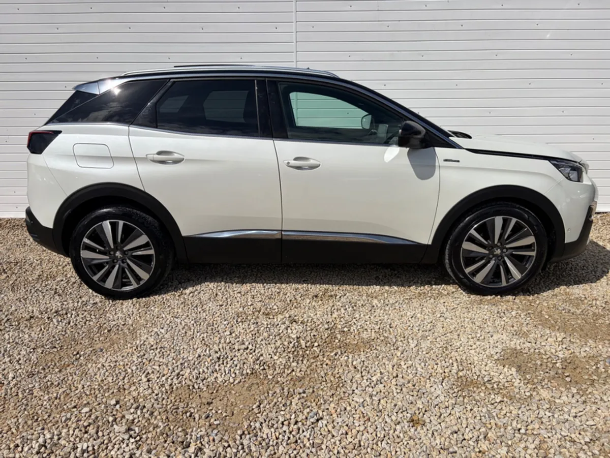 Peugeot 3008 BLUEHDI GT LINE PREMUIM S S/S 5DR 1.5 - Image 4