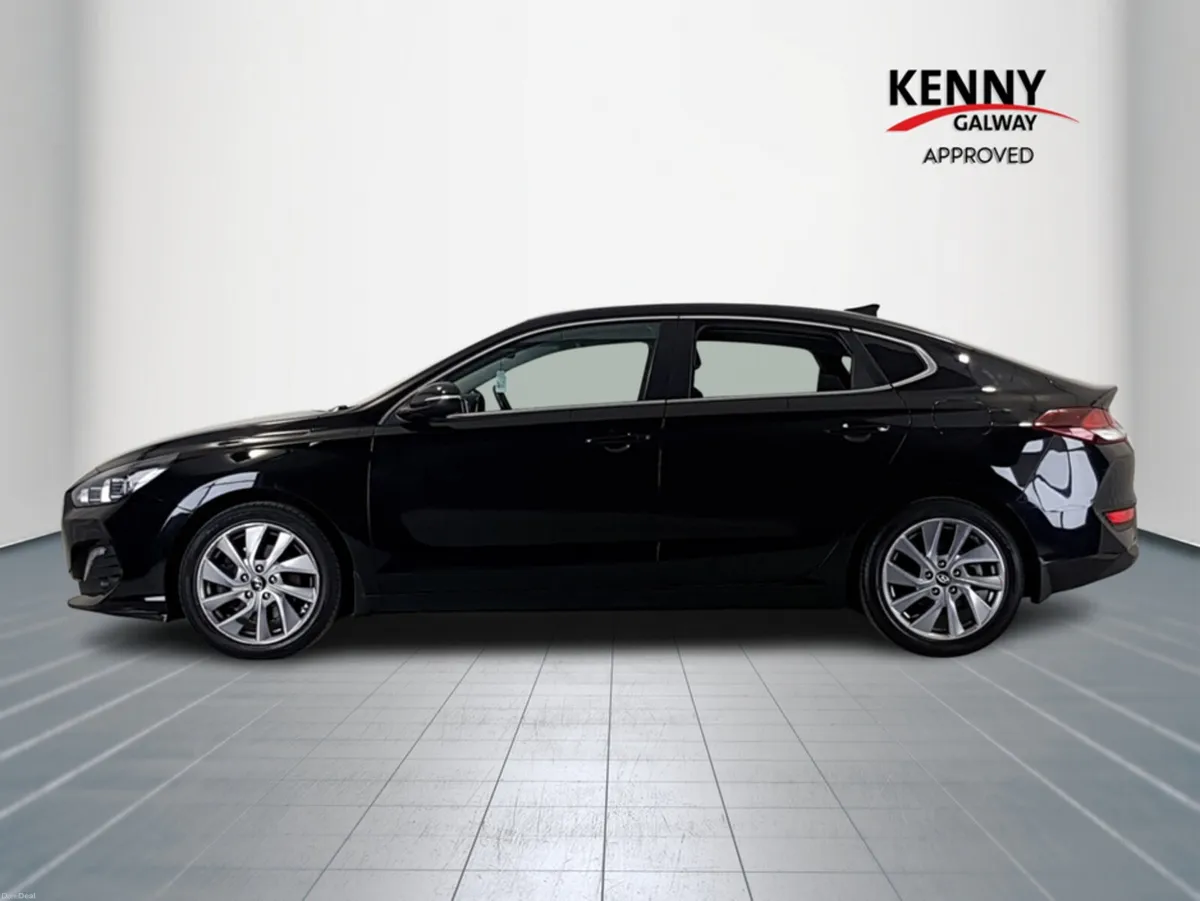 Hyundai i30 *Deposit Taken* I 30 FASTBACK 5DR - Image 4