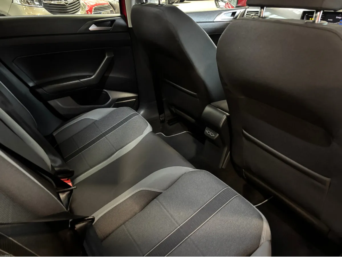 Volkswagen Polo Automatic DSG only 40000 kms - Image 2