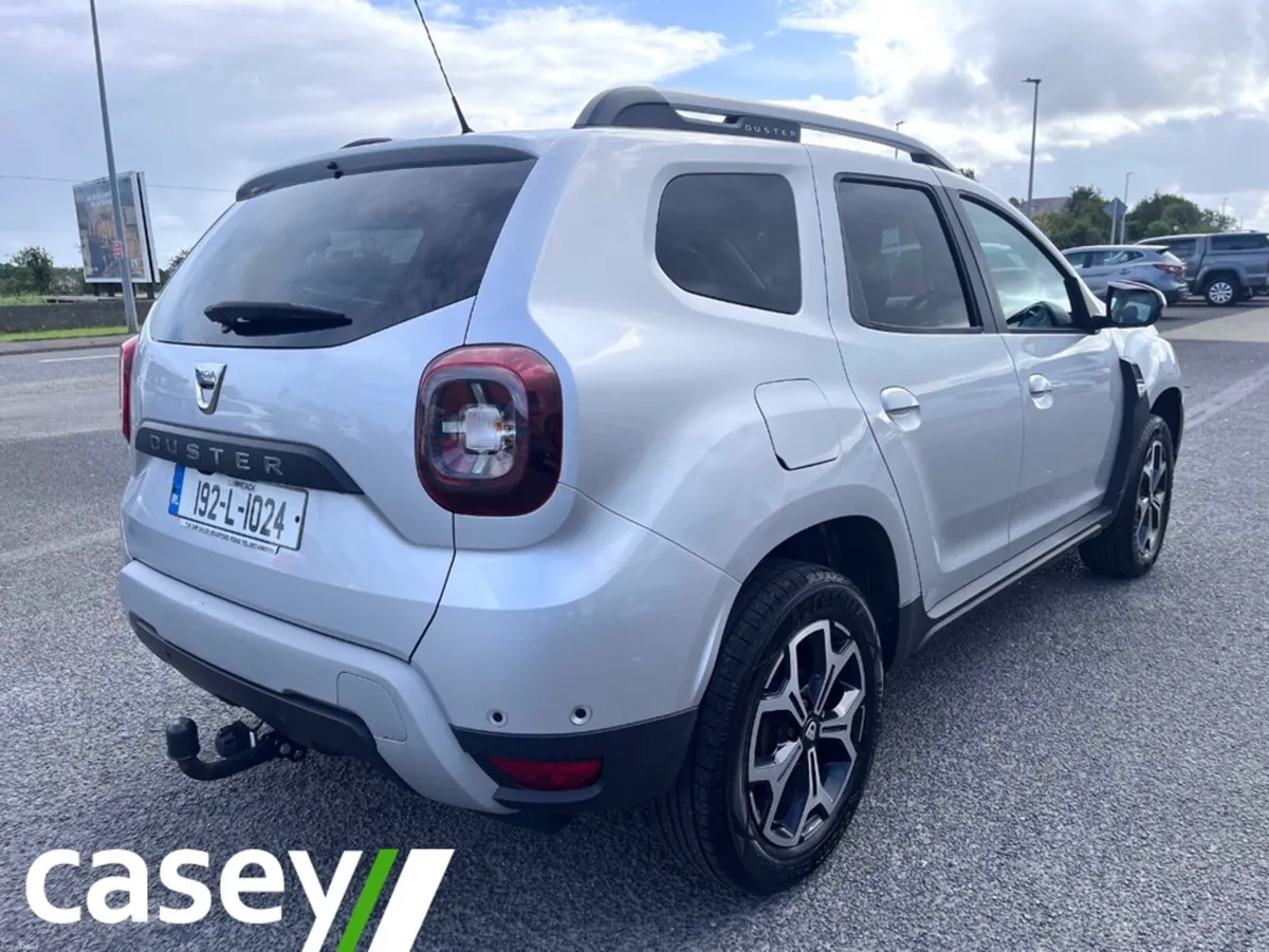 Dacia Duster PRESTIGE BLUE DCI 115 M 4DR - Image 3