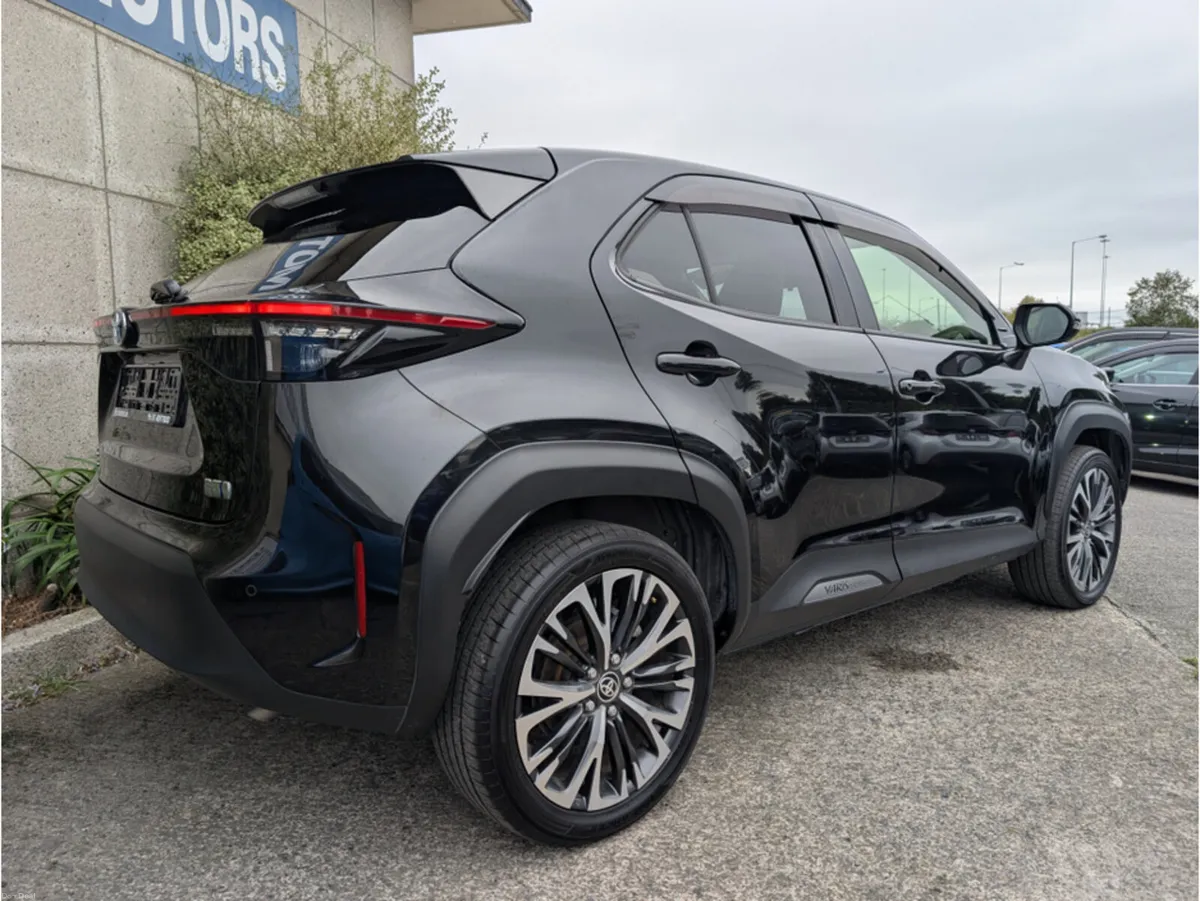 Toyota Yaris Cross Z HYBRID AUTOMATIC 1.5 PETROL / - Image 6