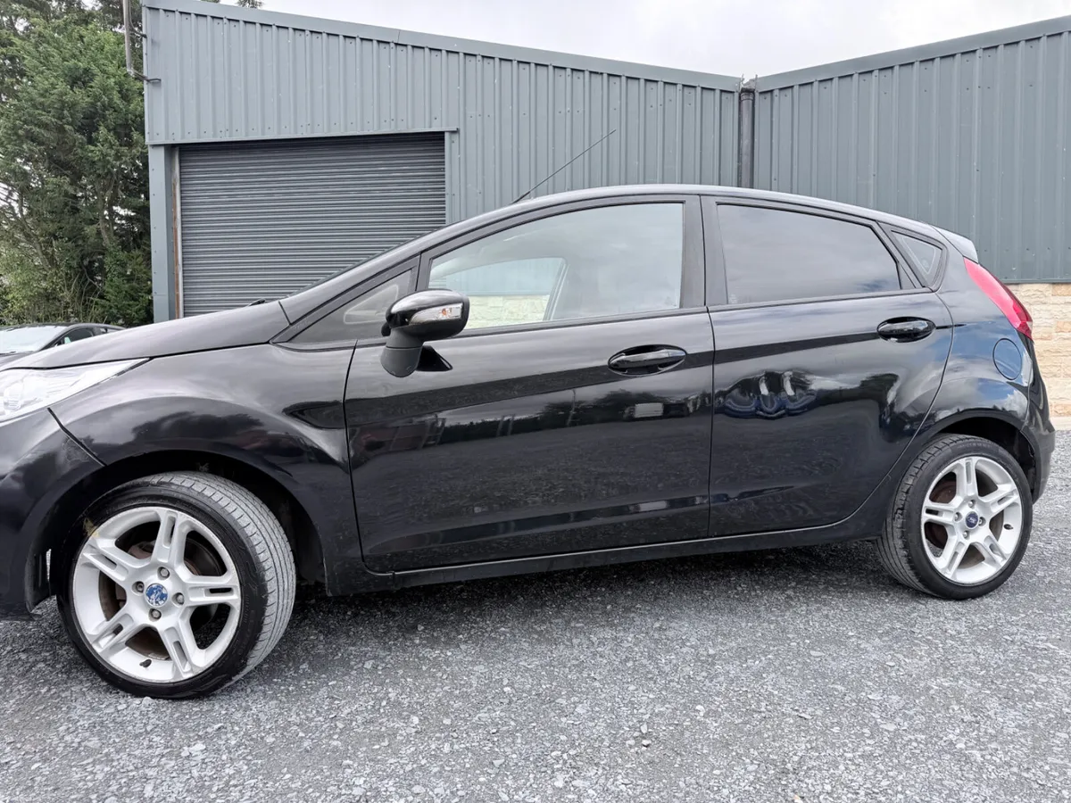Ford Fiesta 10’ Style 1.25 Petrol NCT 05-27 - Image 5