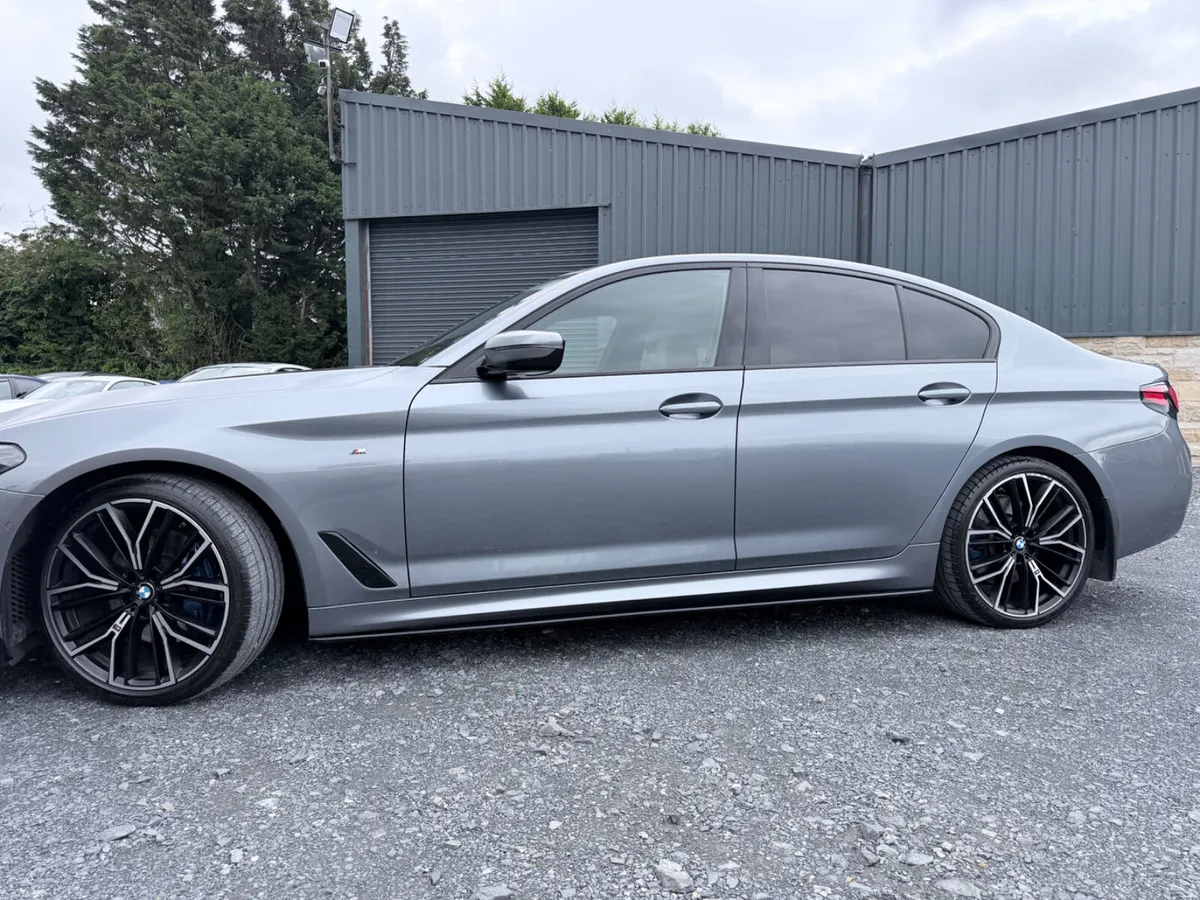 BMW 520d G30 211’ M Sport AUTOMATIC/LOW MILEAGE - Image 5