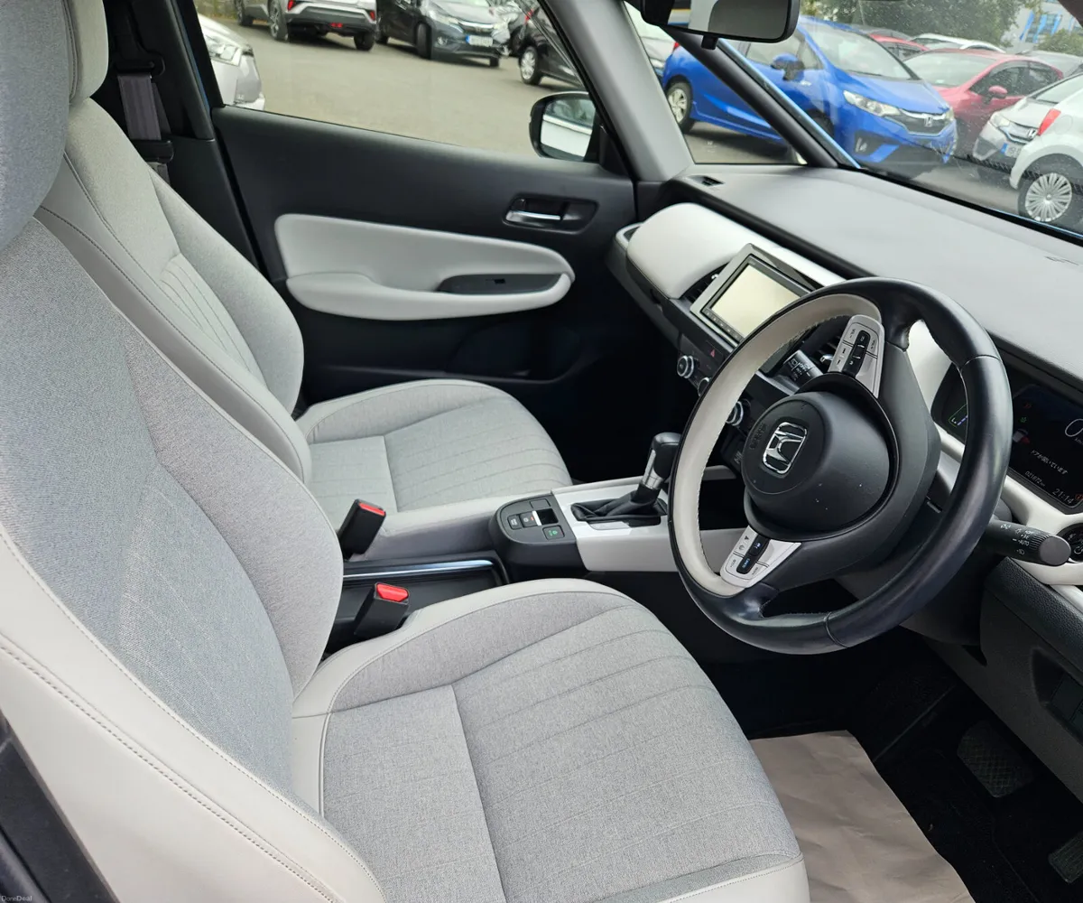 2022 Honda Fit e:HEV  Hybrid Automatic 21Kkms only - Image 6