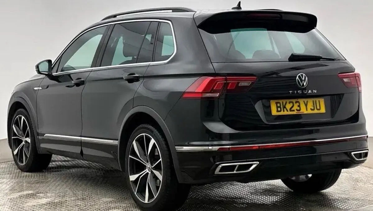 2.0 TDI R-Line SUV 5dr Diesel DSG Euro 6 (s/s) (15 - Image 2