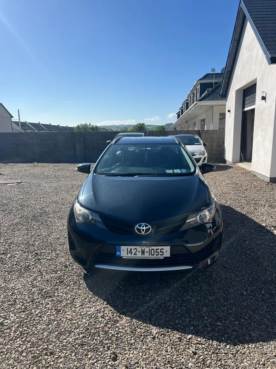 2014 Toyota Auris Estate 1.4D4D - Image 6